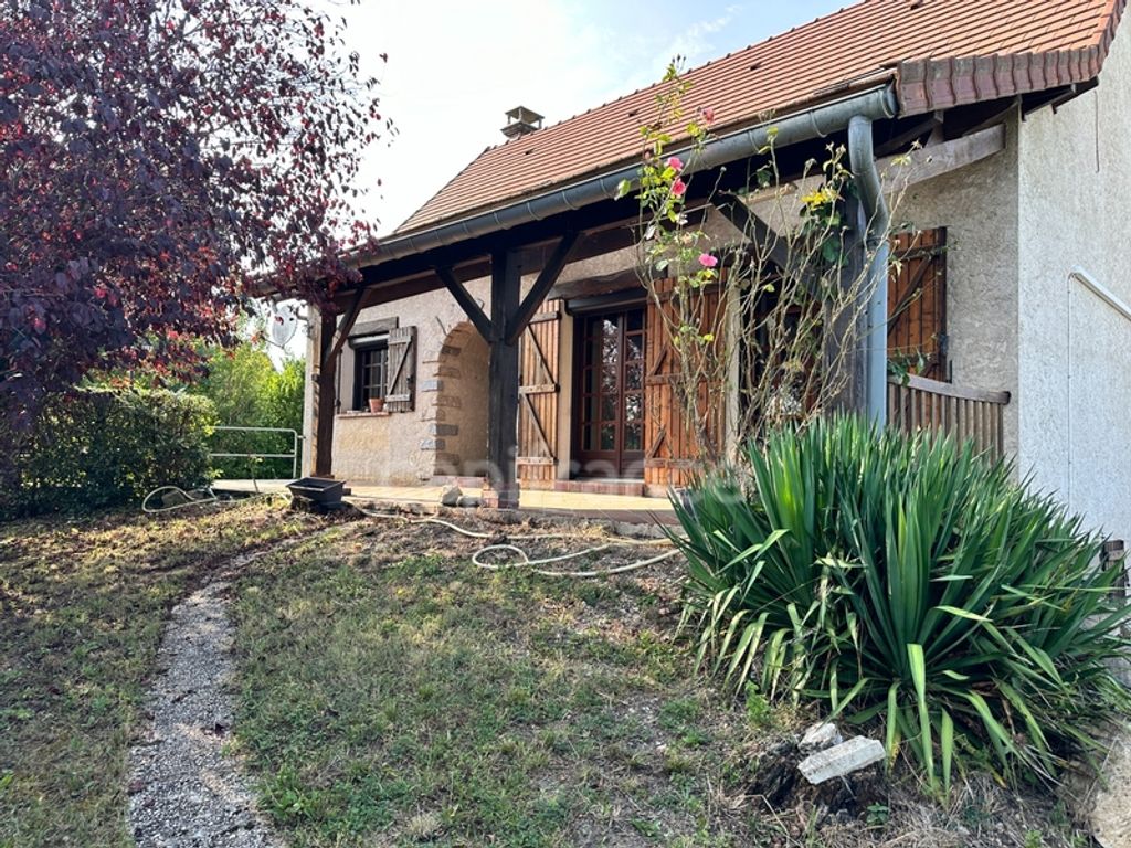 Achat maison à vendre 3 chambres 170 m² - Champs-sur-Yonne