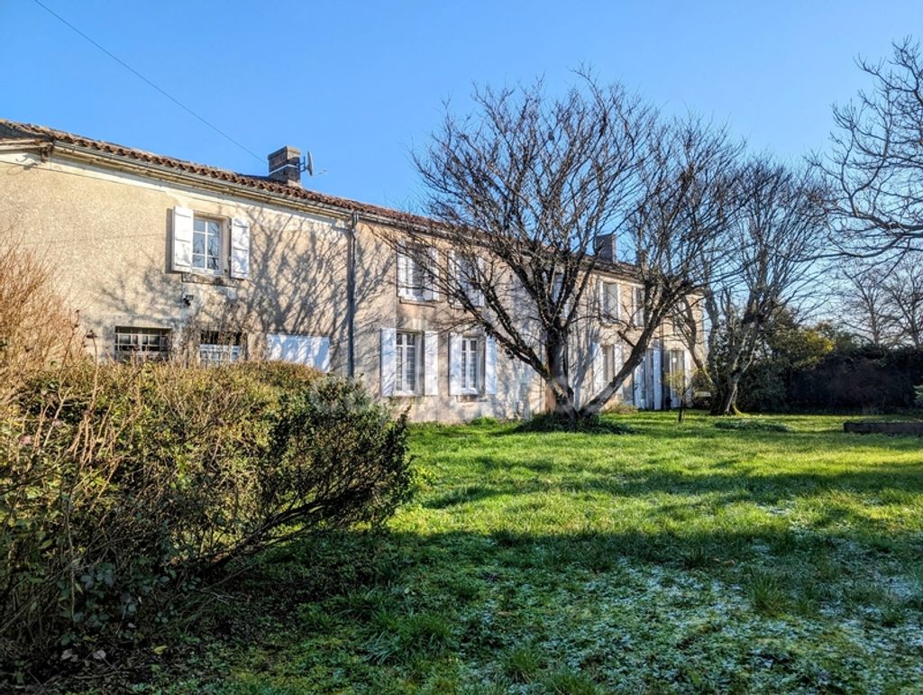 Achat maison à vendre 5 chambres 244 m² - Segonzac