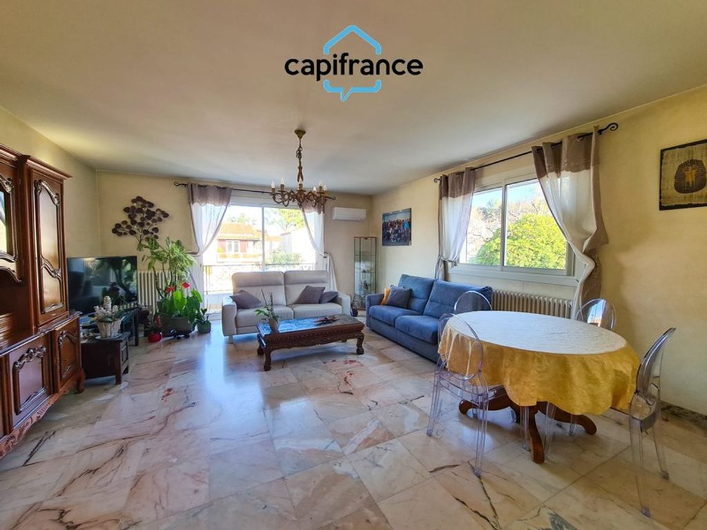 Achat maison à vendre 4 chambres 243 m² - Aubagne