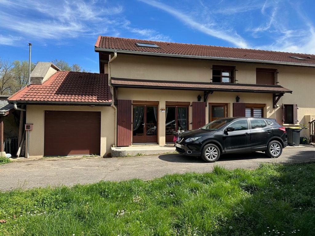 Achat maison à vendre 3 chambres 140 m² - Bellignat