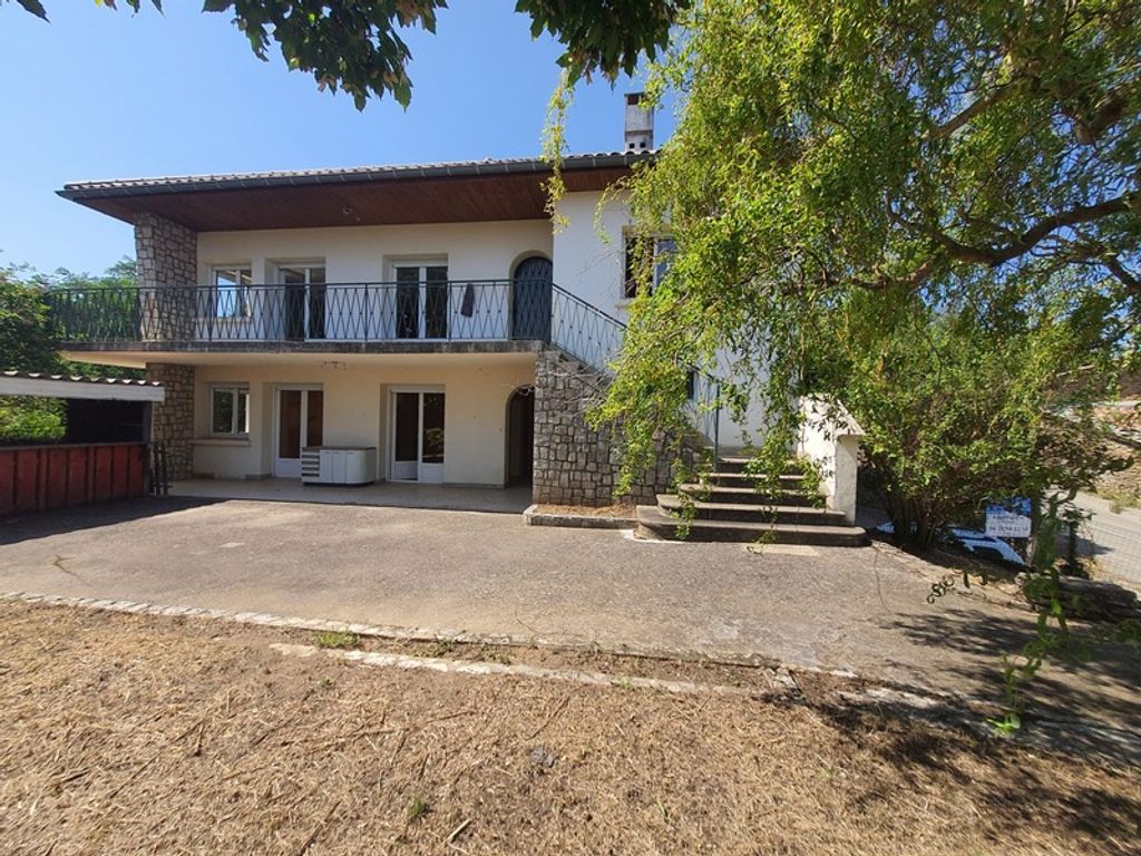 Achat maison à vendre 7 chambres 225 m² - Génissieux