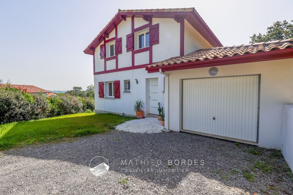 Achat maison à vendre 3 chambres 111 m² - Anglet