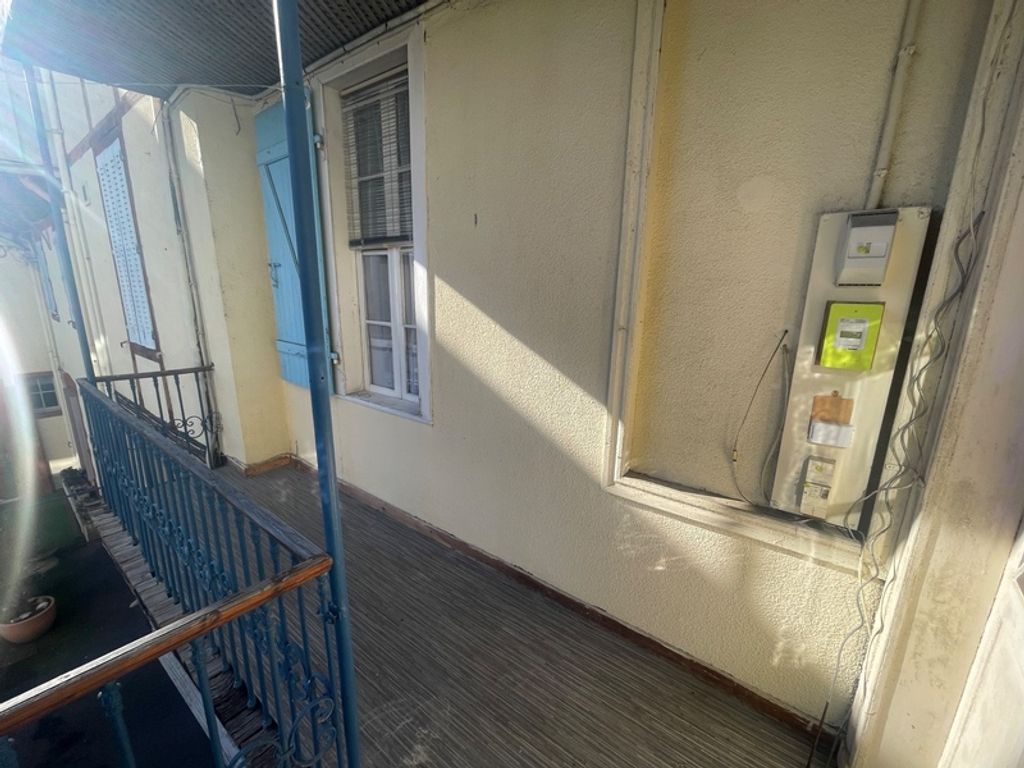 Achat appartement à vendre 2 pièces 66 m² - Tarbes