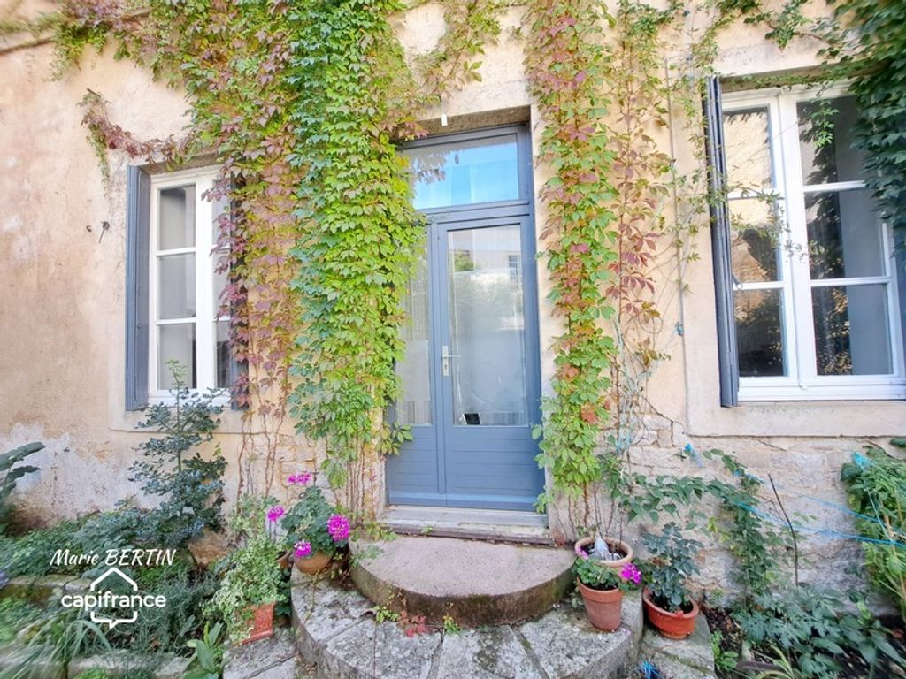 Achat maison à vendre 5 chambres 241 m² - Melle