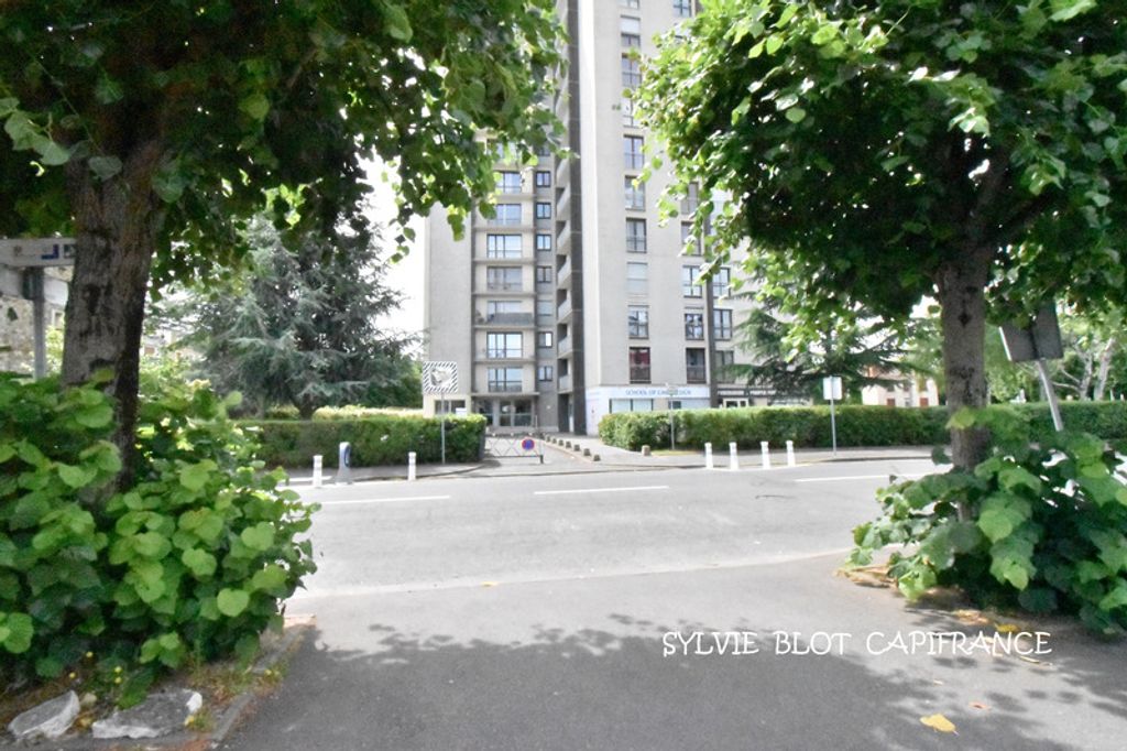 Achat appartement à vendre 3 pièces 67 m² - Ris-Orangis