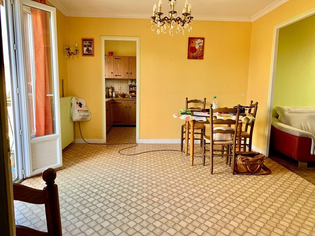 Achat maison à vendre 2 chambres 132 m² - Izé