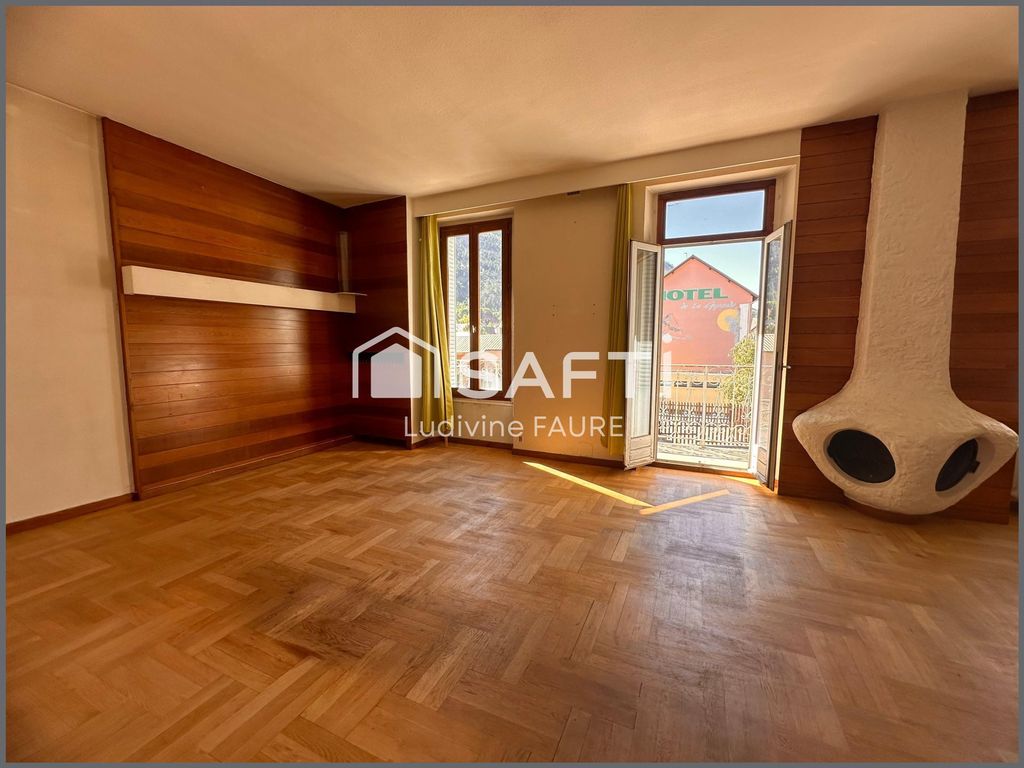 Achat appartement à vendre 4 pièces 82 m² - L'Argentière-la-Bessée