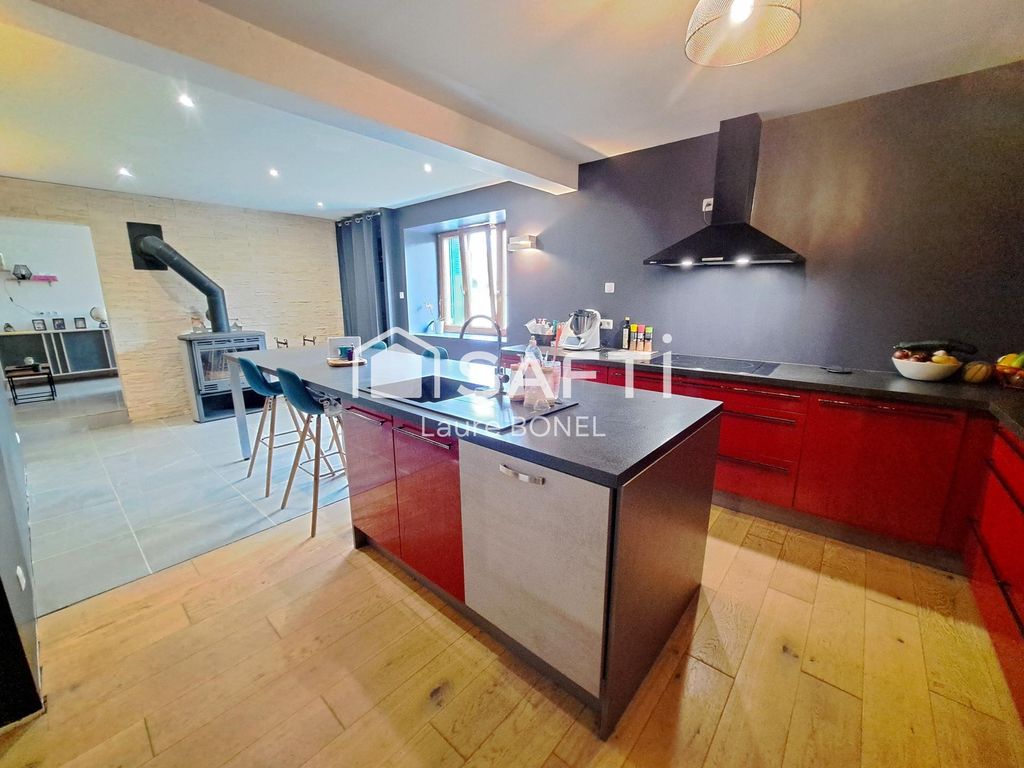 Achat maison à vendre 2 chambres 122 m² - Chef-Haut