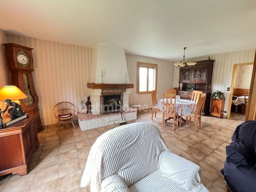 Achat maison à vendre 3 chambres 123 m² - Mortagne-sur-Sèvre