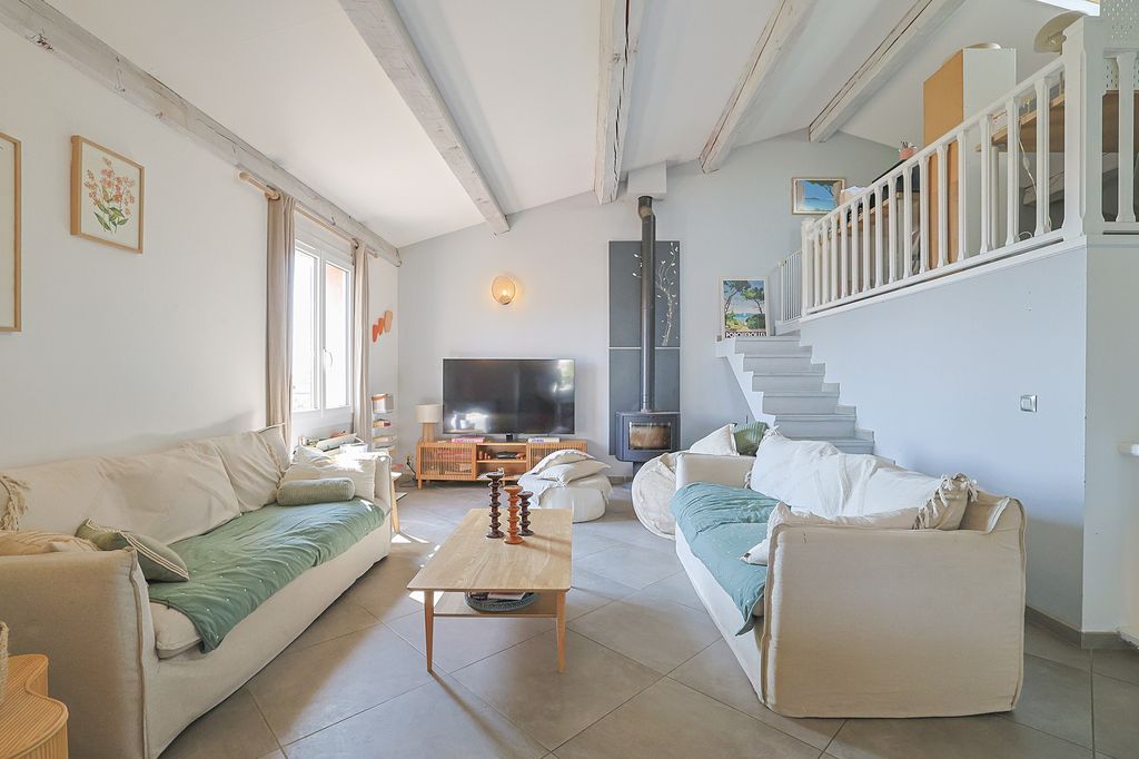 Achat maison à vendre 3 chambres 112 m² - Hyères