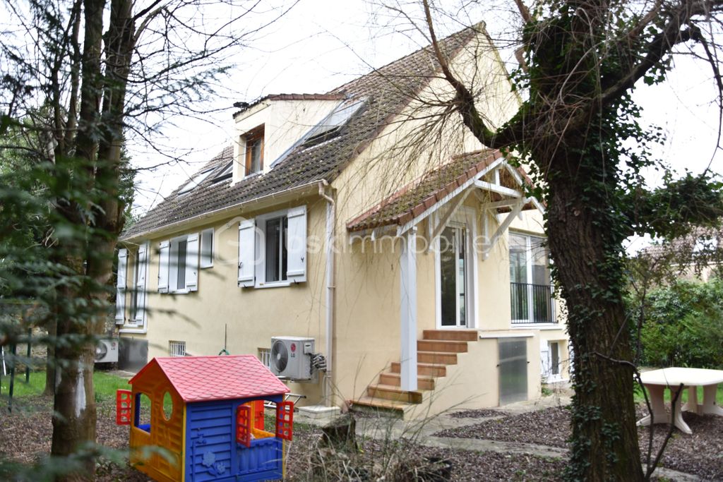 Achat maison à vendre 3 chambres 130 m² - Créteil