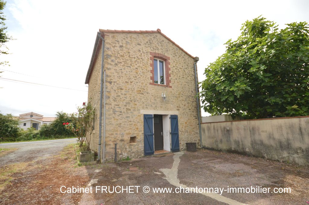 Achat maison à vendre 1 chambre 66 m² - Chantonnay