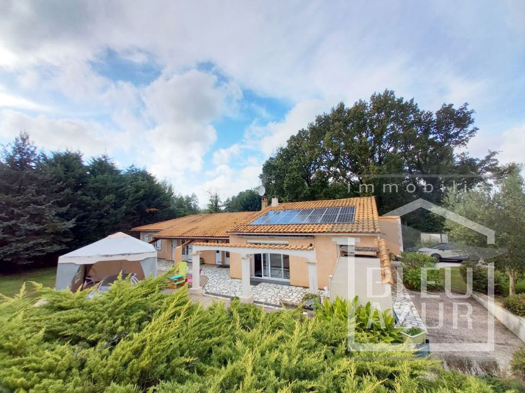 Achat maison à vendre 5 chambres 159 m² - Château-Guibert