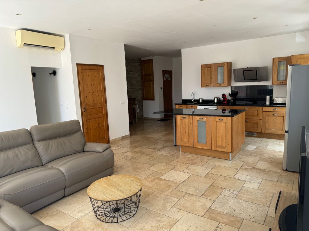 Achat appartement à vendre 3 pièces 81 m² - Vidauban