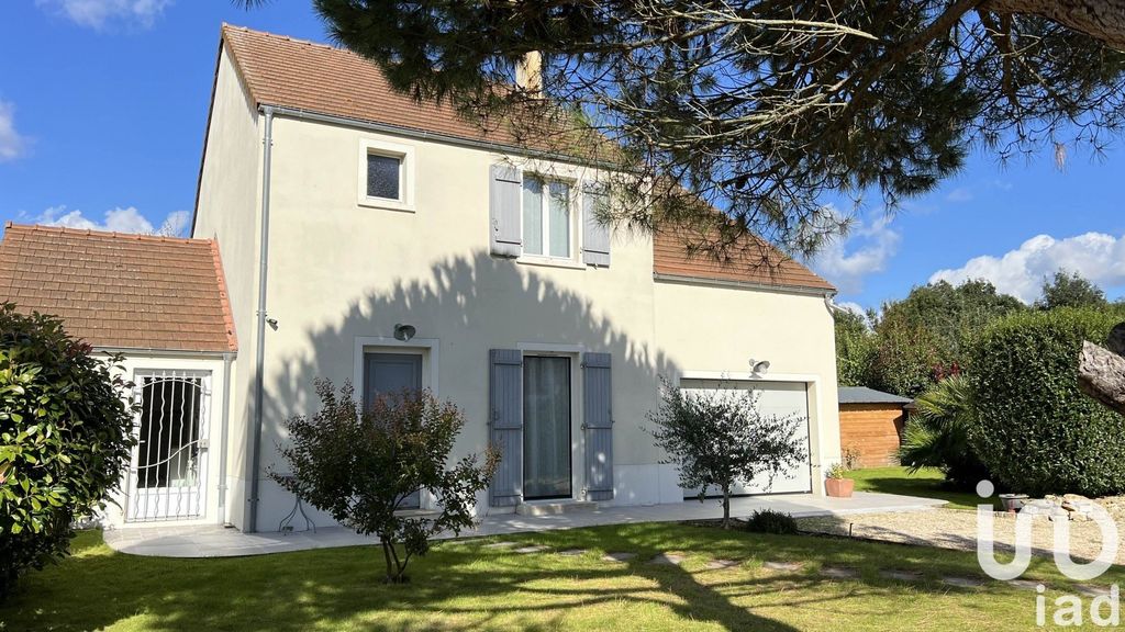 Achat maison à vendre 3 chambres 140 m² - Liverdy-en-Brie