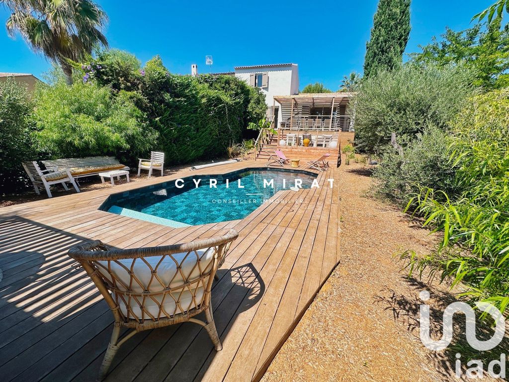 Achat maison à vendre 2 chambres 112 m² - Sanary-sur-Mer