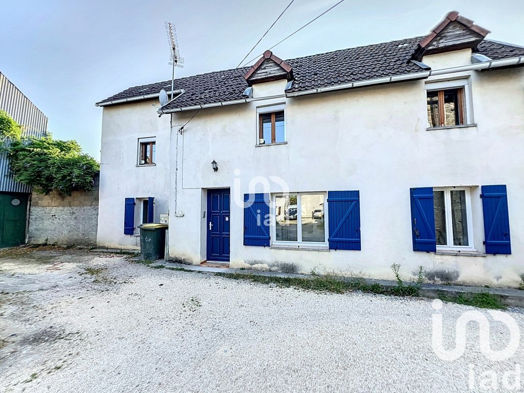 Achat maison à vendre 3 chambres 96 m² - Bourges