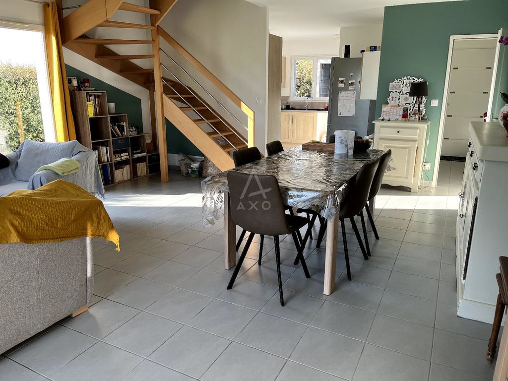 Achat maison à vendre 3 chambres 103 m² - Saint-Yrieix-sur-Charente