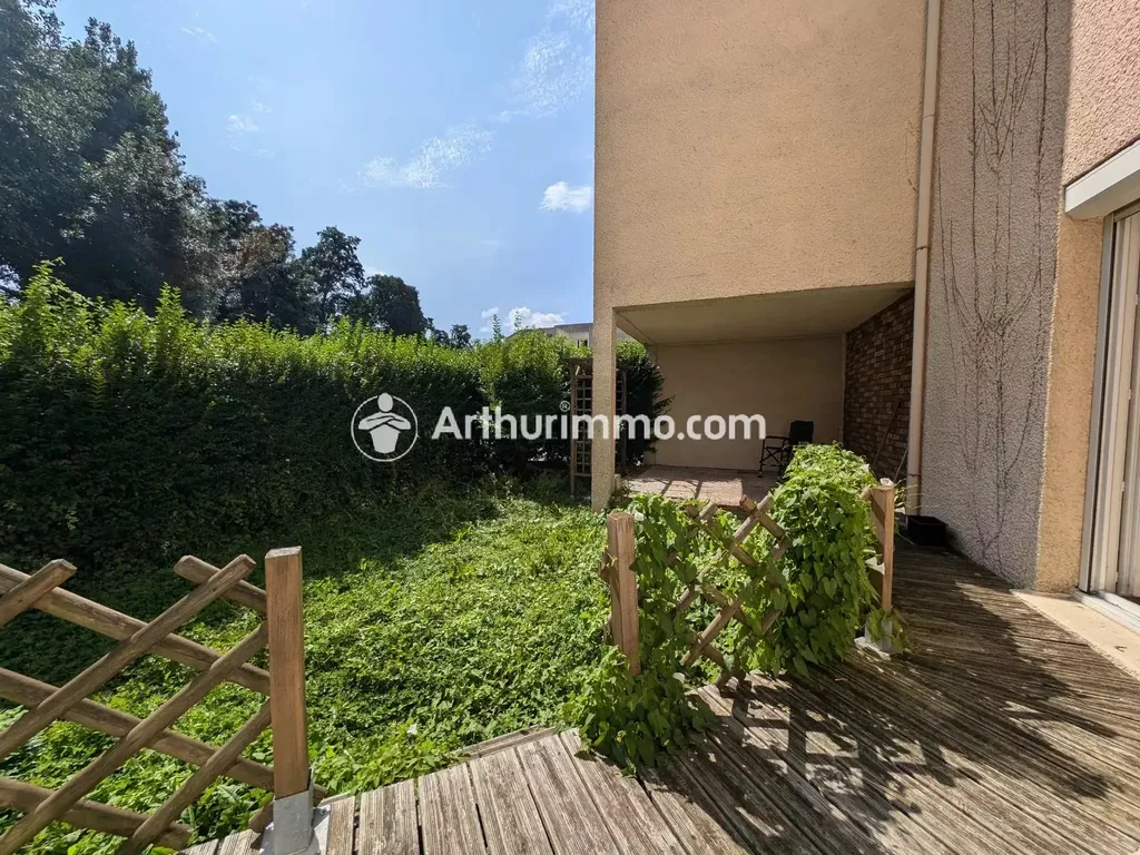 Achat appartement à vendre 4 pièces 92 m² - Savigny-le-Temple