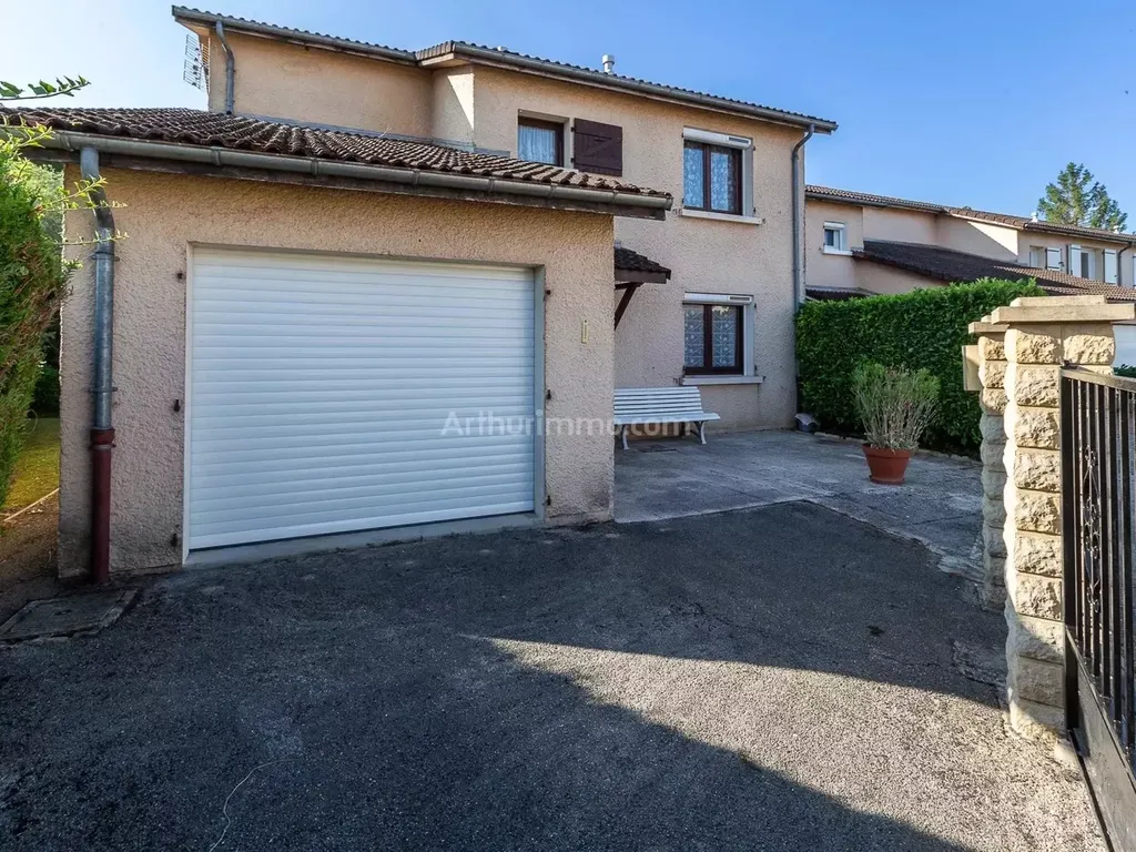 Achat maison à vendre 4 chambres 109 m² - Morestel