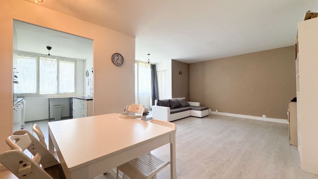 Achat appartement 5 pièce(s) Corbeil-Essonnes