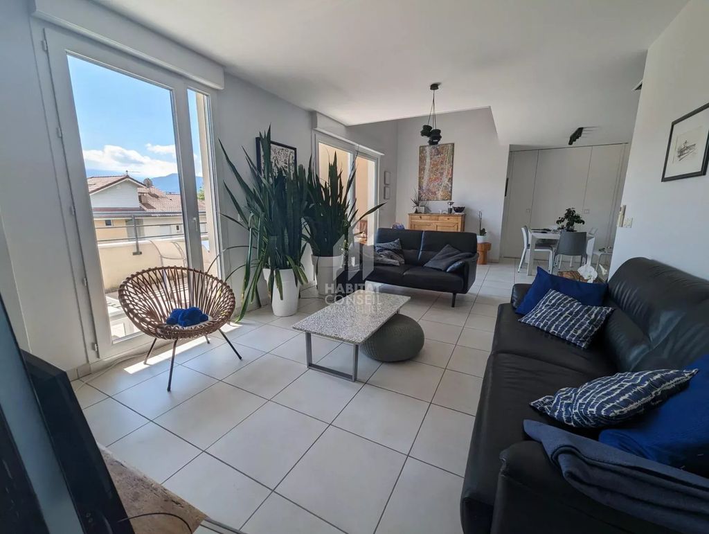 Achat duplex à vendre 5 pièces 117 m² - Saint-Ismier