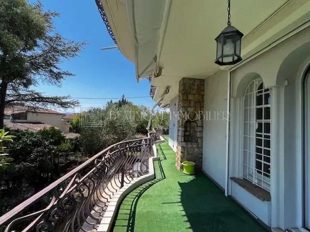 Achat appartement à vendre 4 pièces 127 m² - Mougins