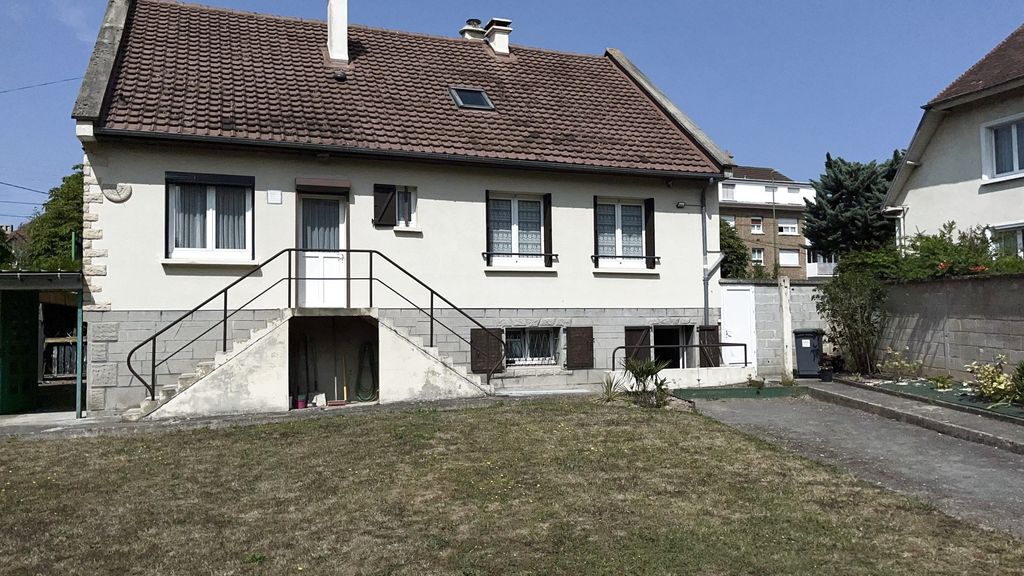 Achat maison à vendre 6 chambres 132 m² - Caen