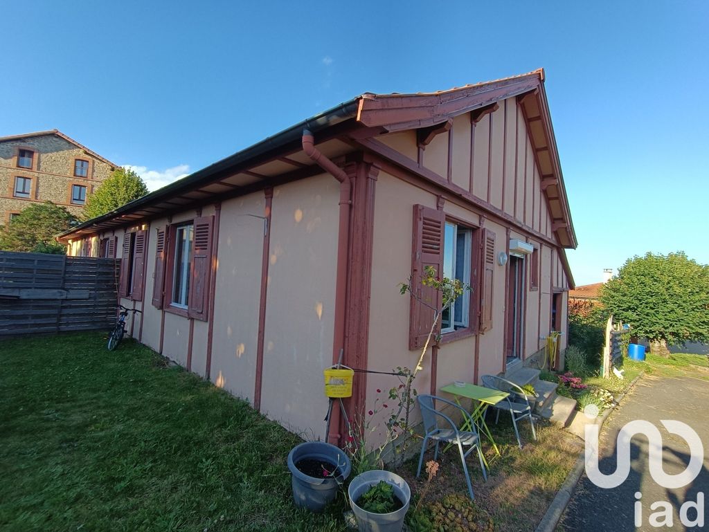 Achat maison à vendre 6 chambres 120 m² - Saint-Bonnet-le-Château