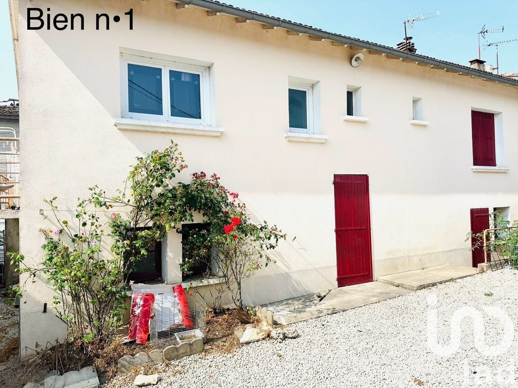 Achat maison à vendre 6 chambres 233 m² - Chef-Boutonne