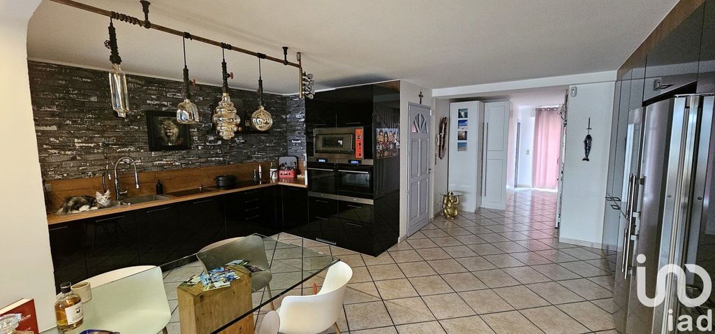 Achat appartement à vendre 4 pièces 122 m² - Menton