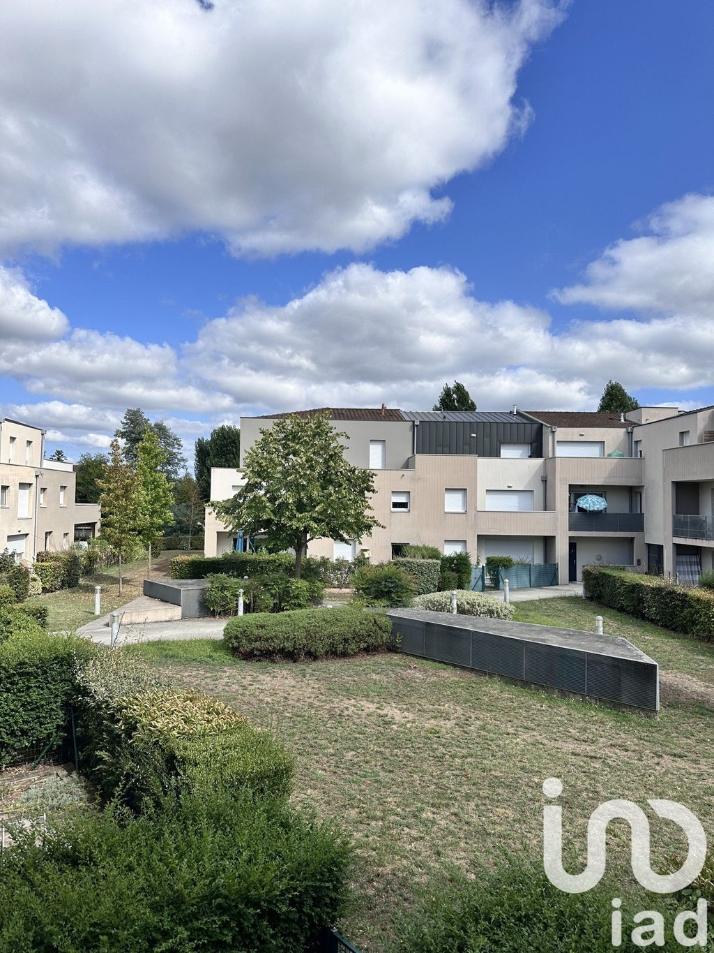 Achat appartement à vendre 2 pièces 46 m² - Pessac