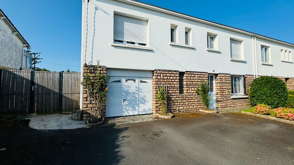 Achat maison à vendre 5 chambres 140 m² - La Roche-sur-Yon