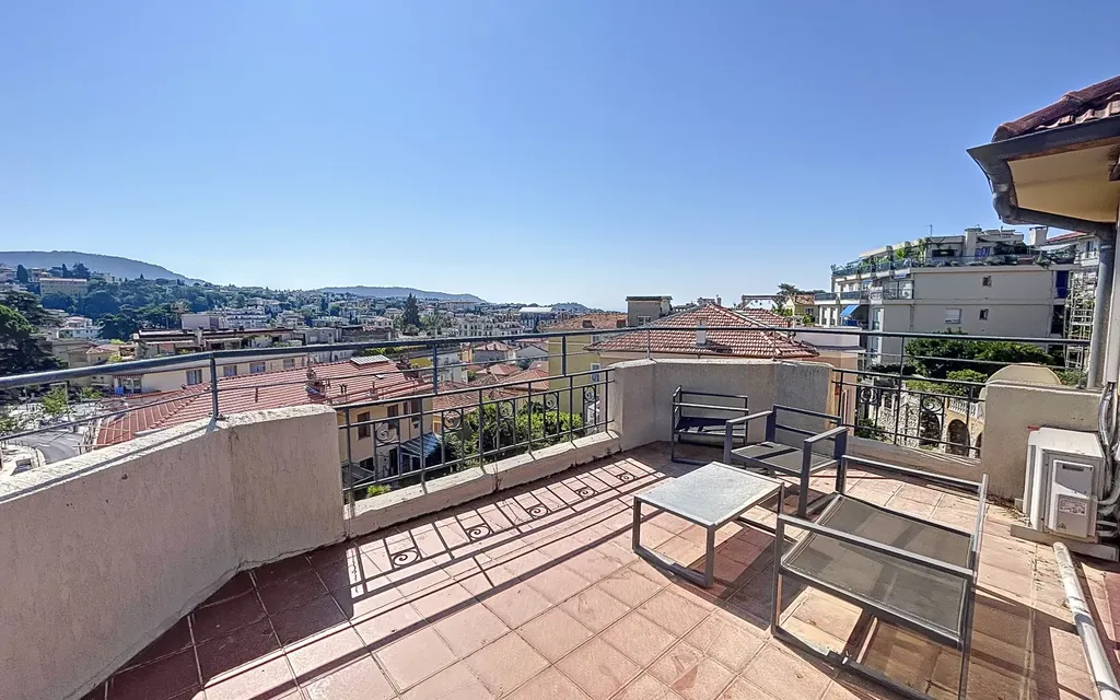 Achat appartement à vendre 2 pièces 42 m² - Nice