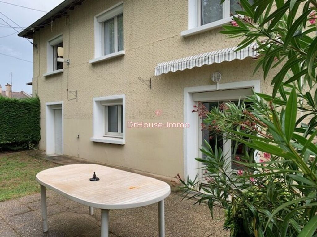 Achat maison à vendre 3 chambres 134 m² - Neuville-sur-Saône