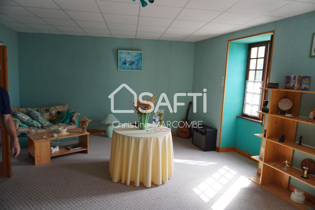 Achat maison à vendre 3 chambres 138 m² - Mialet