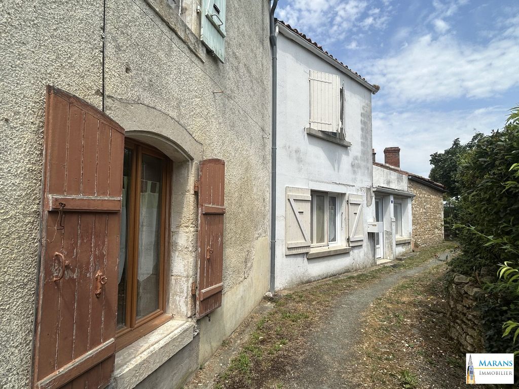 Achat maison à vendre 2 chambres 99 m² - L'Île-d'Elle