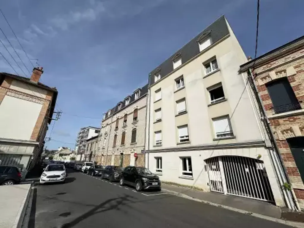 Achat appartement à vendre 4 pièces 71 m² - Reims