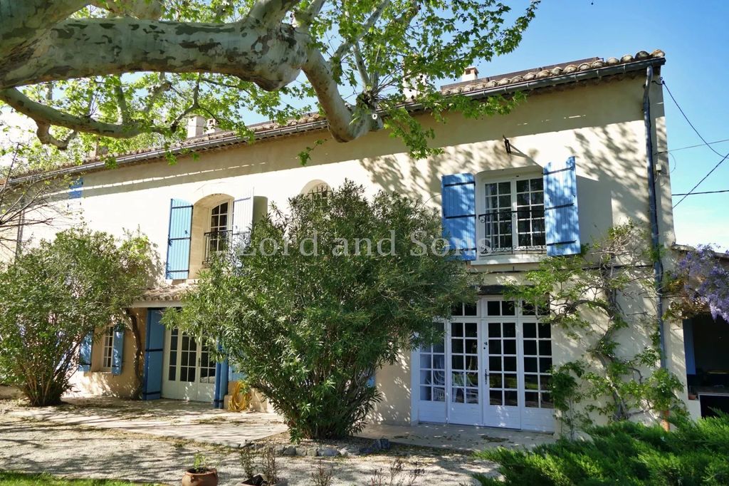 Achat maison à vendre 5 chambres 270 m² - Sarrians