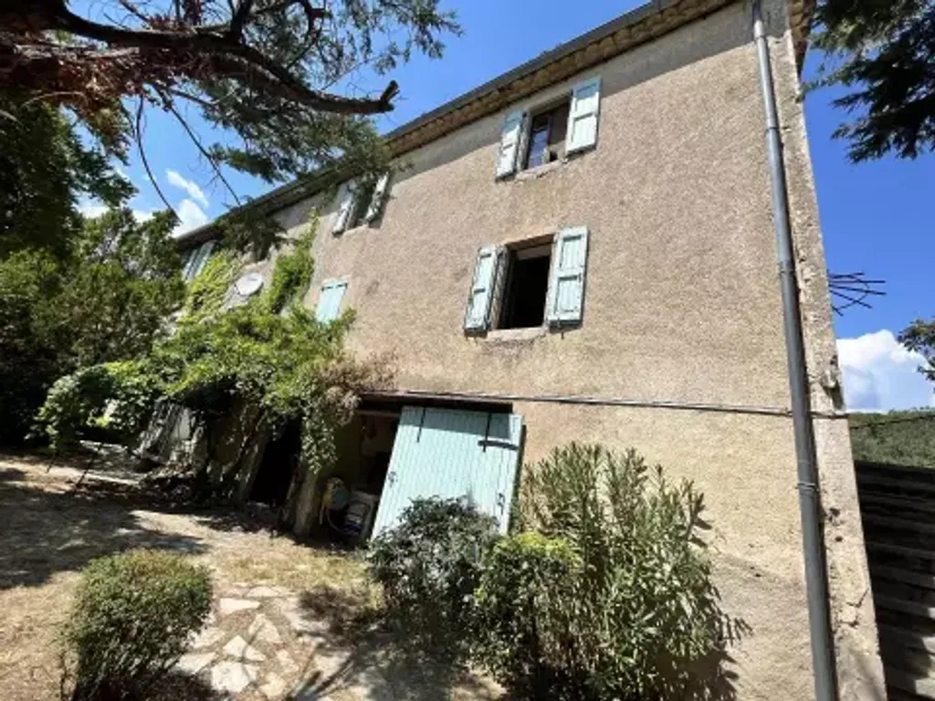 Achat maison à vendre 3 chambres 202 m² - Monoblet