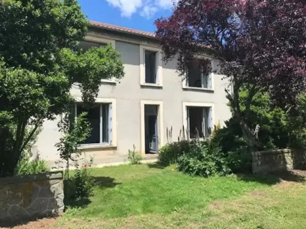 Achat maison à vendre 2 chambres 121 m² - Saint-Loup-Lamairé