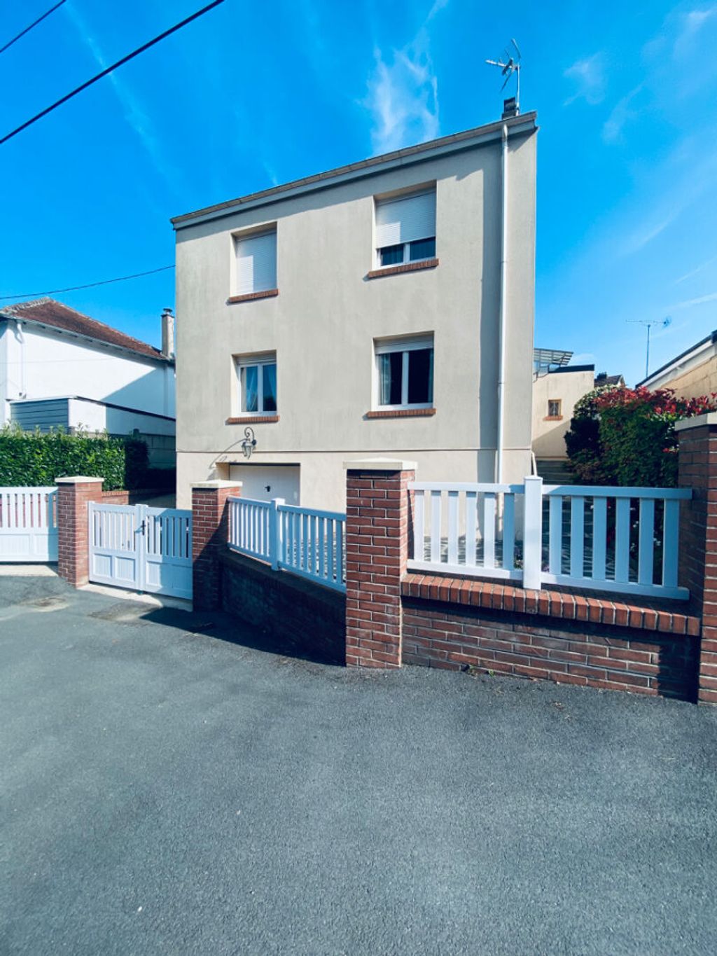 Achat maison à vendre 3 chambres 120 m² - Warcq