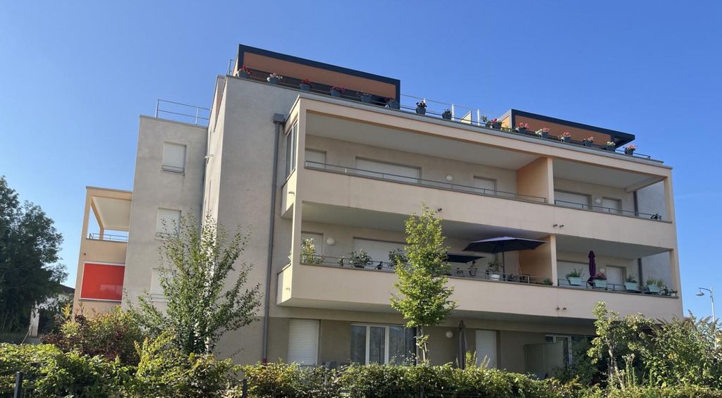 Achat appartement à vendre 4 pièces 80 m² - Saint-Denis-lès-Bourg