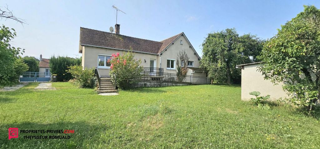 Achat maison à vendre 3 chambres 82 m² - Ferrières-en-Gâtinais