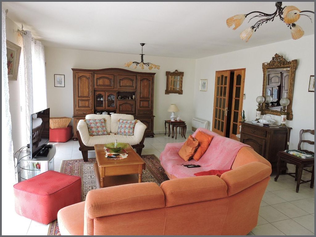 Achat maison à vendre 3 chambres 204 m² - Borgo