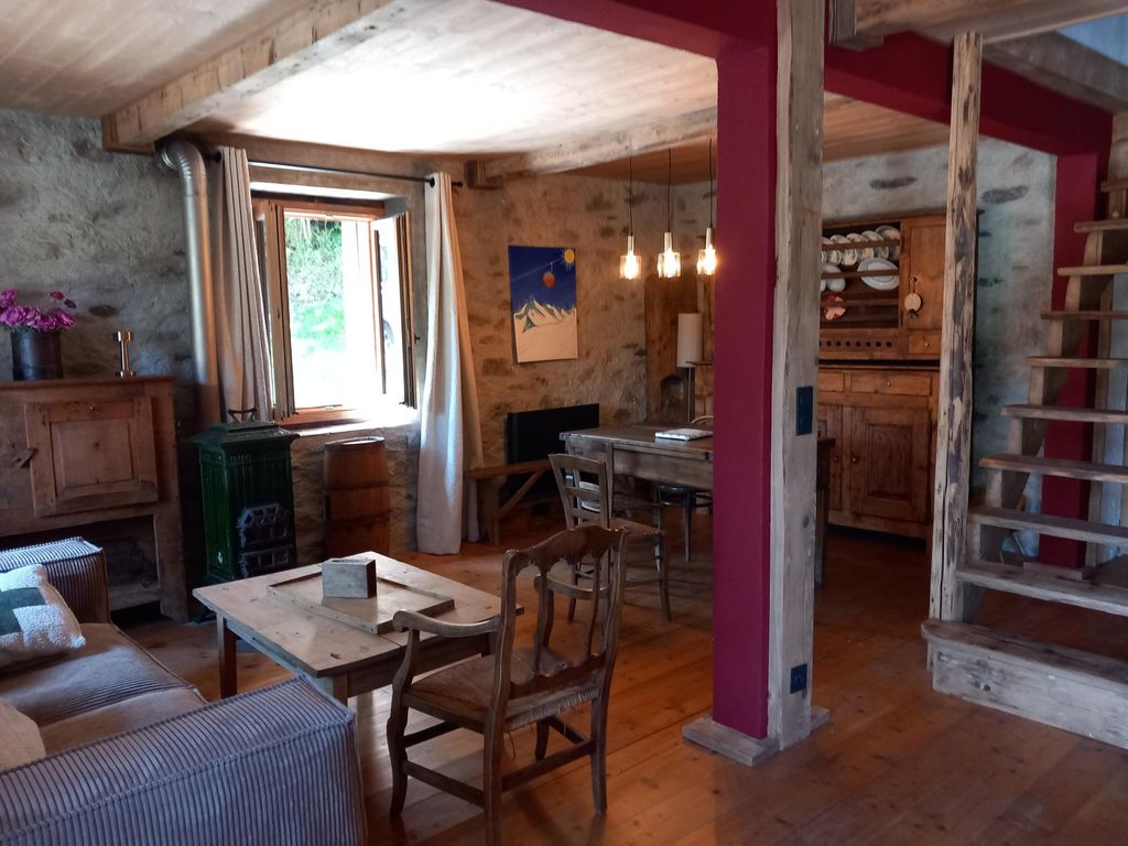 Achat maison à vendre 2 chambres 81 m² - Fontcouverte-la-Toussuire