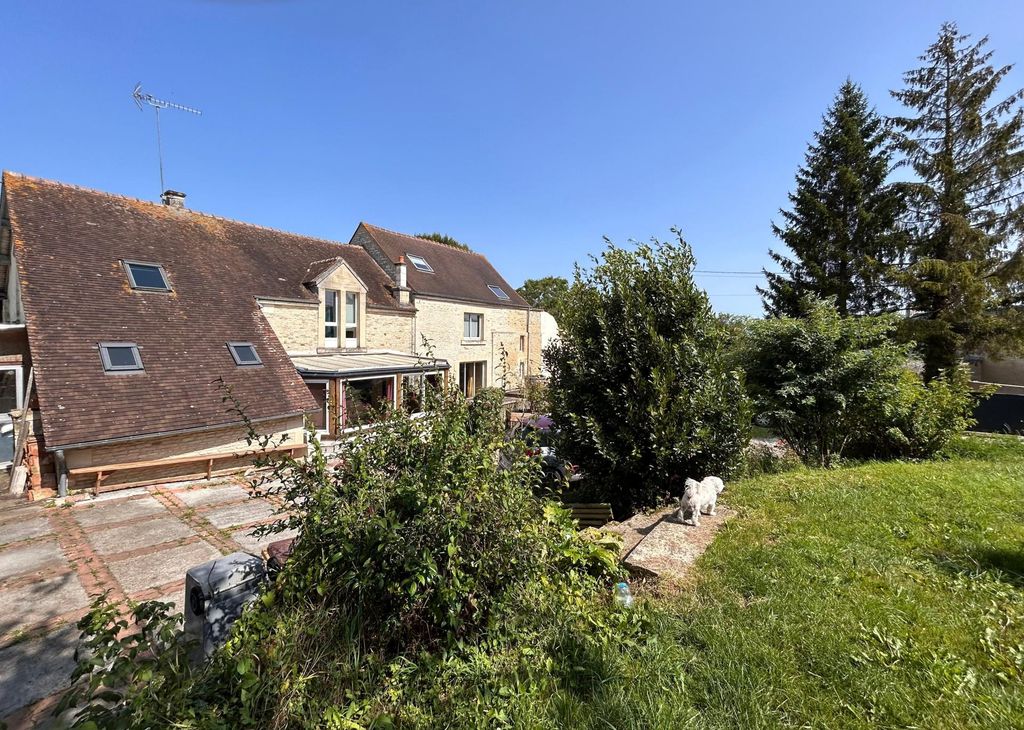 Achat maison à vendre 5 chambres 263 m² - Falaise