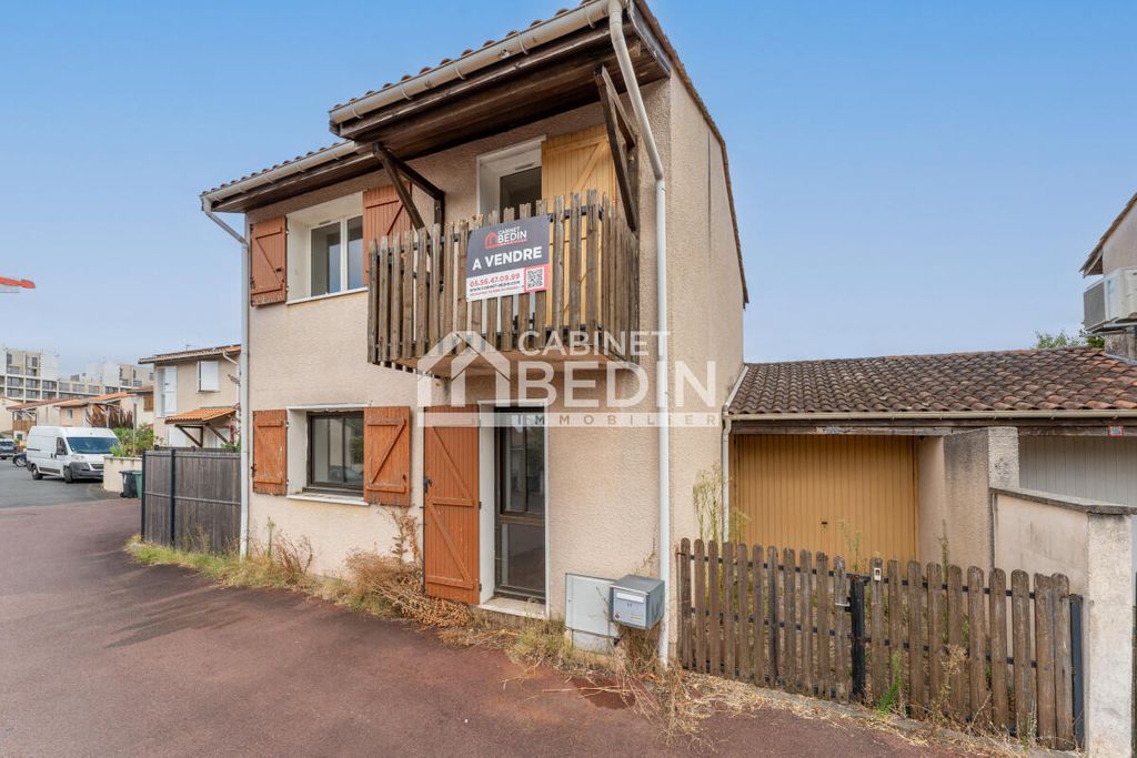 Achat maison à vendre 3 chambres 80 m² - Mérignac