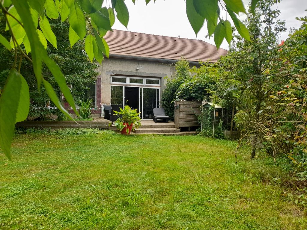 Achat maison à vendre 2 chambres 111 m² - Neuvy-sur-Loire