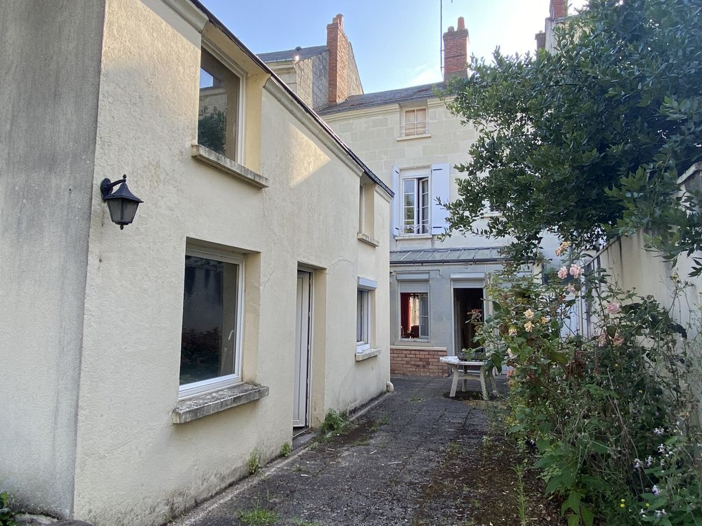 Achat maison à vendre 5 chambres 173 m² - Saumur